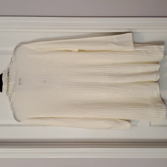NWT Cream Cardigan Sweater - Picture 4 of 5